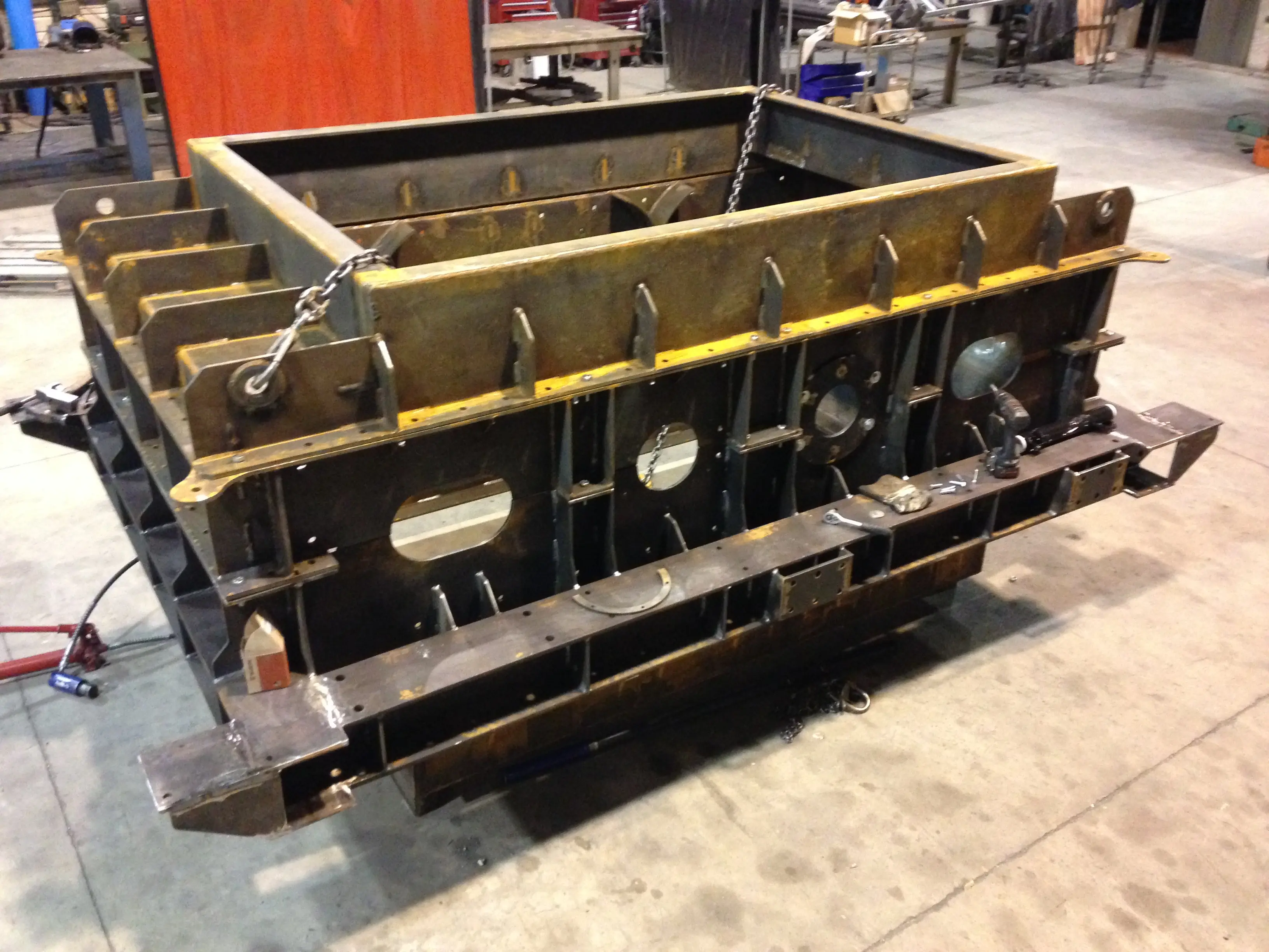 Chaudronnerie acier, fabrication industrielle